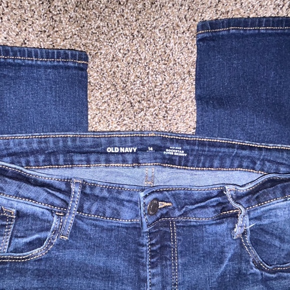 Women’s Old Navy mid-rise rockstar super skinny jeans - Picture 3 of 7